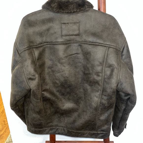 Abercrombie and Fitch vegan suede jacket size Large - Picture 6 of 10